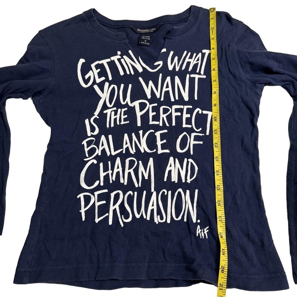 Abercrombie & Fitch Blue Long Sleeve Top Tee Shirt Size Medium Mirrored Graphic - Picture 8 of 11